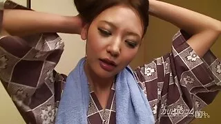 কাঁধে পায়ে টিম স্কিট থেকে আবেগপূর্ণ লিলি হলের সাথে বাংলাচুদাচুদি বই স্মুট