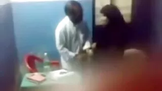 স্পিজু থেকে বাংলা চুদাচুদি video দুর্দান্ত নওমি বিলাসের সাথে আবলুস পর্ণ